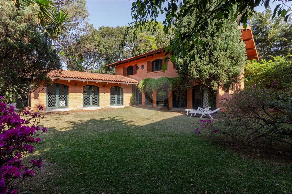 Casa à venda com 4 quartos, sendo 3 suítes,  em Jardim Guedala, São Paulo, SP