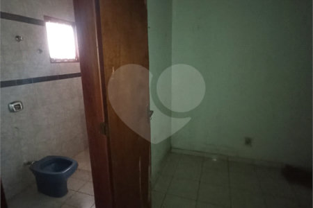 Salão à venda com 3 quartos, sendo 1 suíte, em Vila Áurea, Ponta Porã, MS