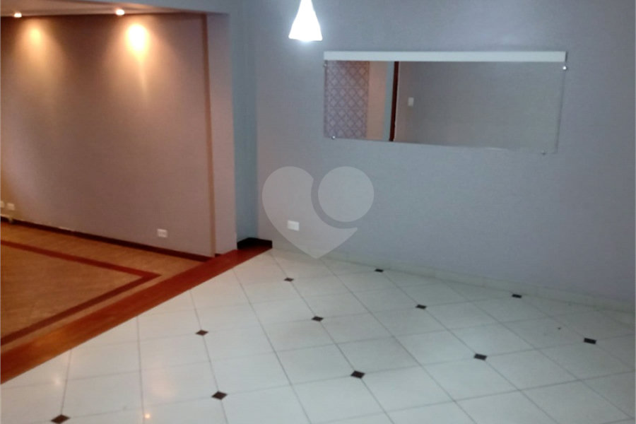Casa à venda com 4 quartos, sendo 3 suítes, em Assunção, São Bernardo do Campo, SP