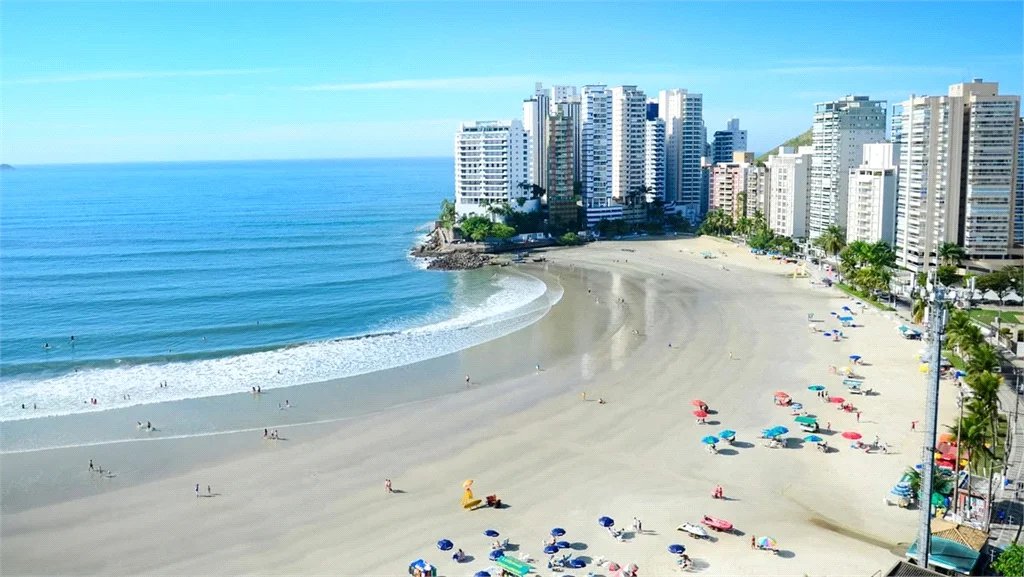 Apartamento à venda com 3 quartos em Pitangueiras, Guarujá, SP