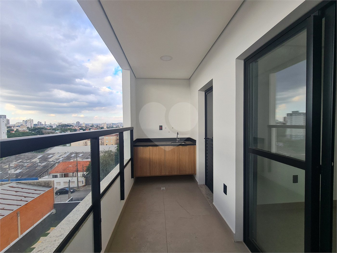 Apartamento à venda com 3 quartos, sendo 1 suíte, em Jardim Refúgio, Sorocaba, SP