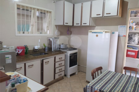 Casa à venda com 4 quartos, sendo 2 suítes, em Jardim Caparelli (mailasqui), São Roque, SP