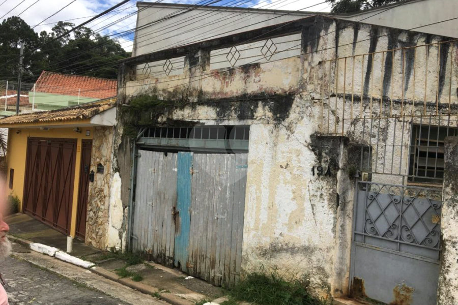 Casa à venda com 2 quartos em Horto, São Paulo, SP