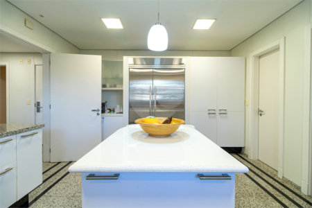 Apartamento à venda com 5 suítes em Moema, São Paulo, SP