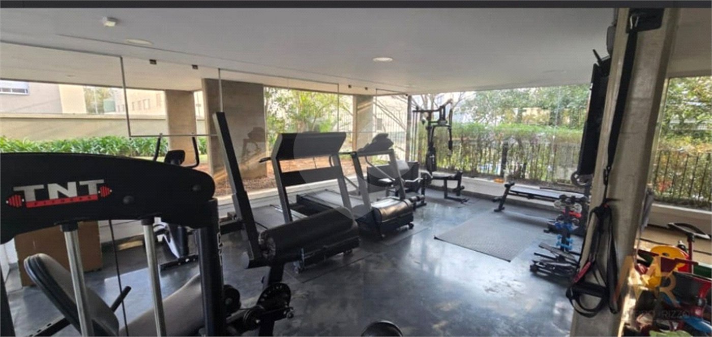 Apartamento à venda com 3 quartos, sendo 1 suíte,  em Paraíso do Morumbi, São Paulo, SP