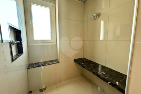 Duplex à venda ou para alugar com 5 suítes em Jardim Europa, São Paulo, SP
