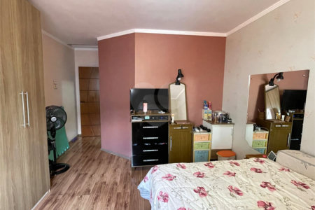 Casa à venda com 3 suítes em Vila Assunção, Santo André, SP