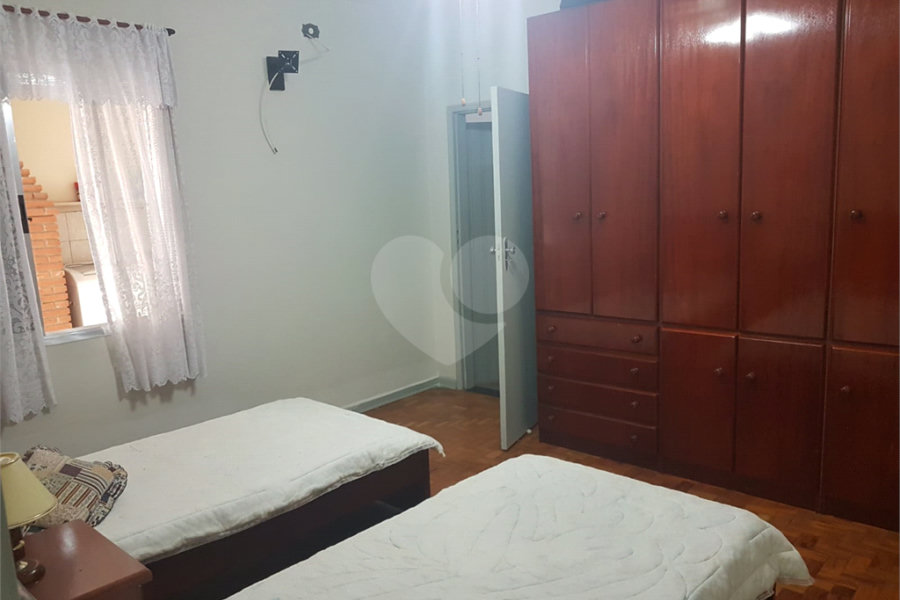 Casa Térrea à venda com 3 quartos, sendo 1 suíte, em Vila Constança, São Paulo, SP