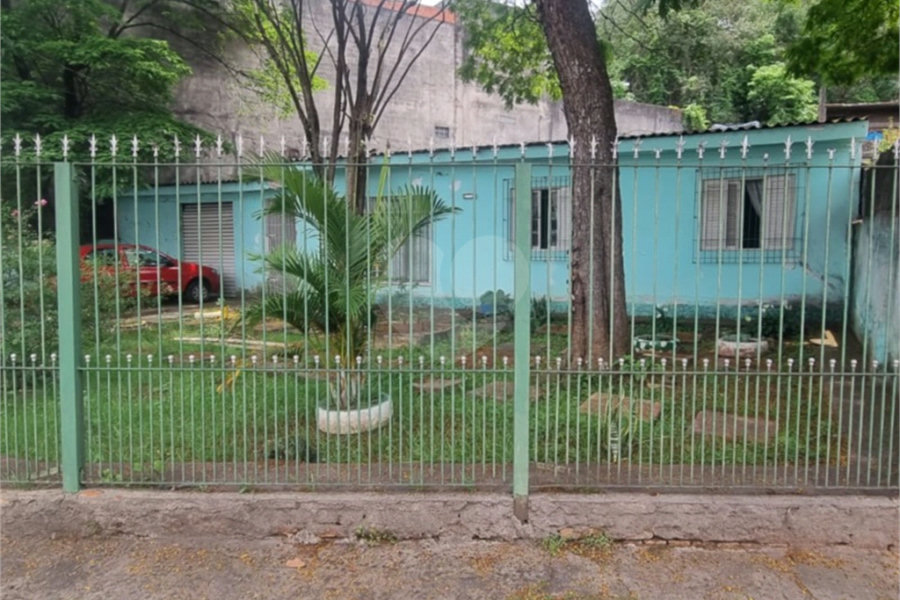 Casa Térrea à venda com 3 quartos em Imirim, São Paulo, SP