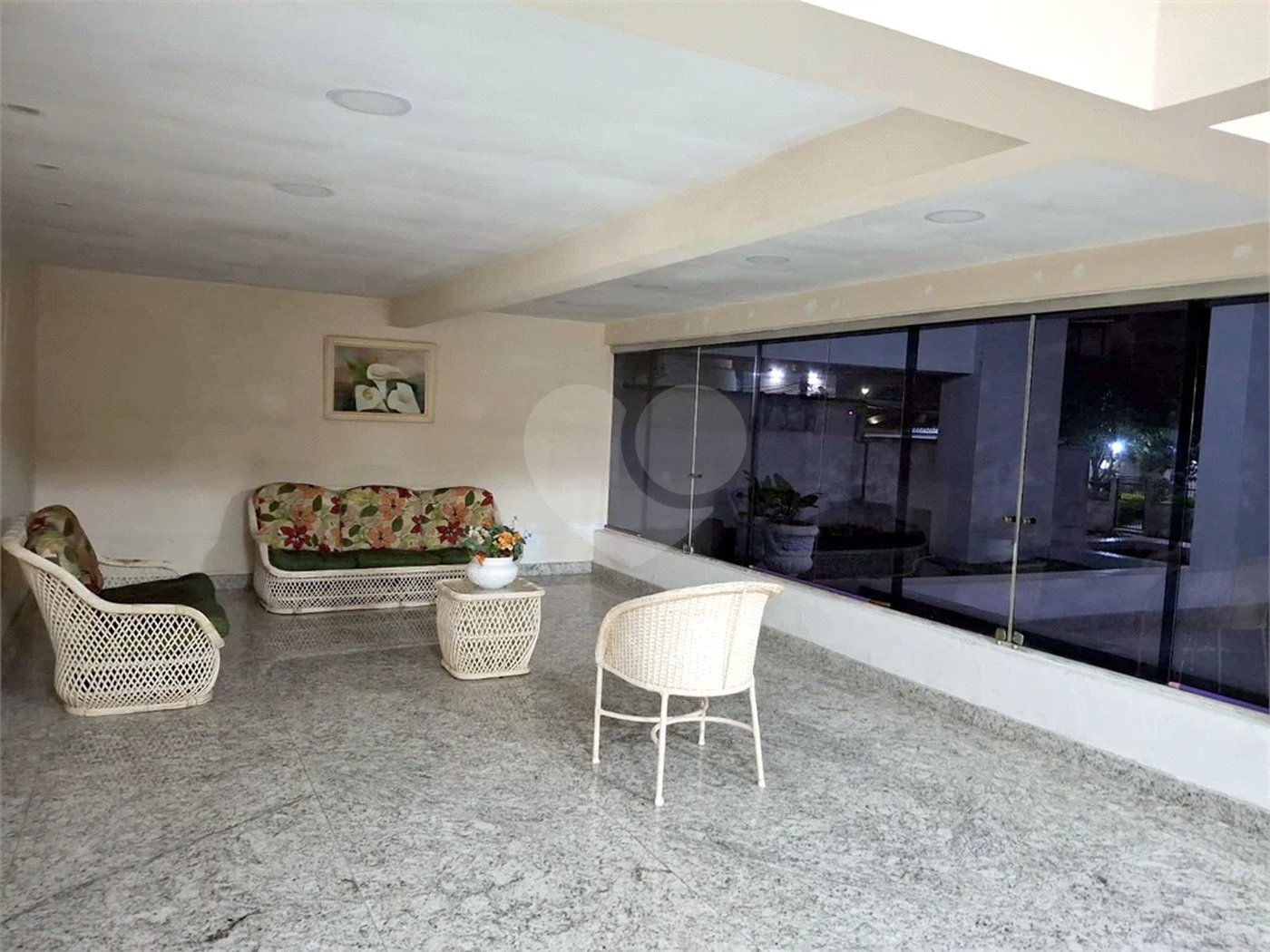 Apartamento à venda com 1 quarto em Vila Alzira, Guarujá, SP