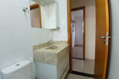 Casa à venda com 2 quartos em Vila Gustavo, São Paulo, SP