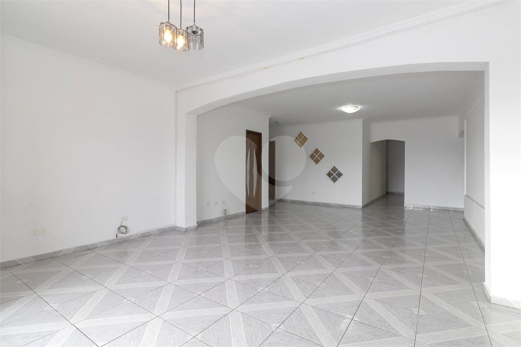 Sobrado à venda com 3 quartos, sendo 1 suíte, em Tremembé, São Paulo, SP