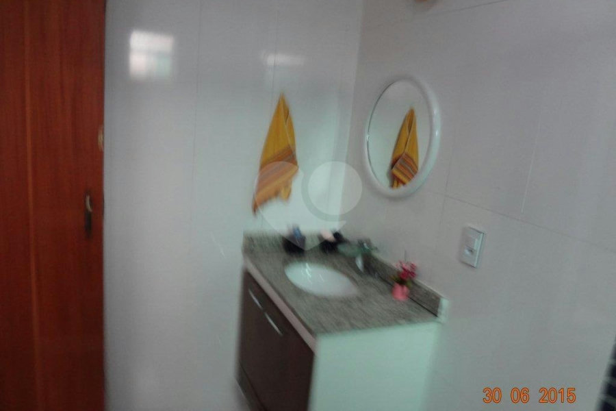 Casa Térrea à venda com 3 quartos, sendo 1 suíte, em Vila Irmãos Arnoni, São Paulo, SP