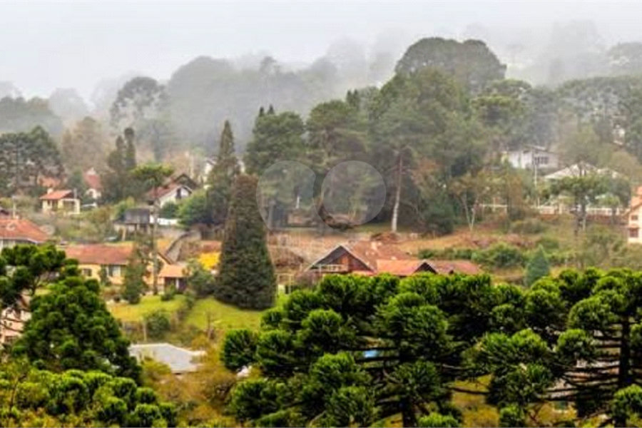Terreno à venda no Centro, Camanducaia, MG