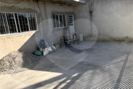 Casa à venda com 3 quartos, sendo 1 suíte, em Parque Interlagos, São José dos Campos, SP