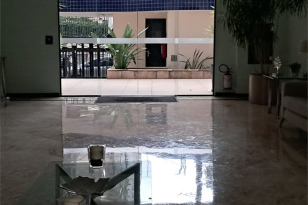 Apartamento à venda com 3 suítes em Vila Romana, São Paulo, SP
