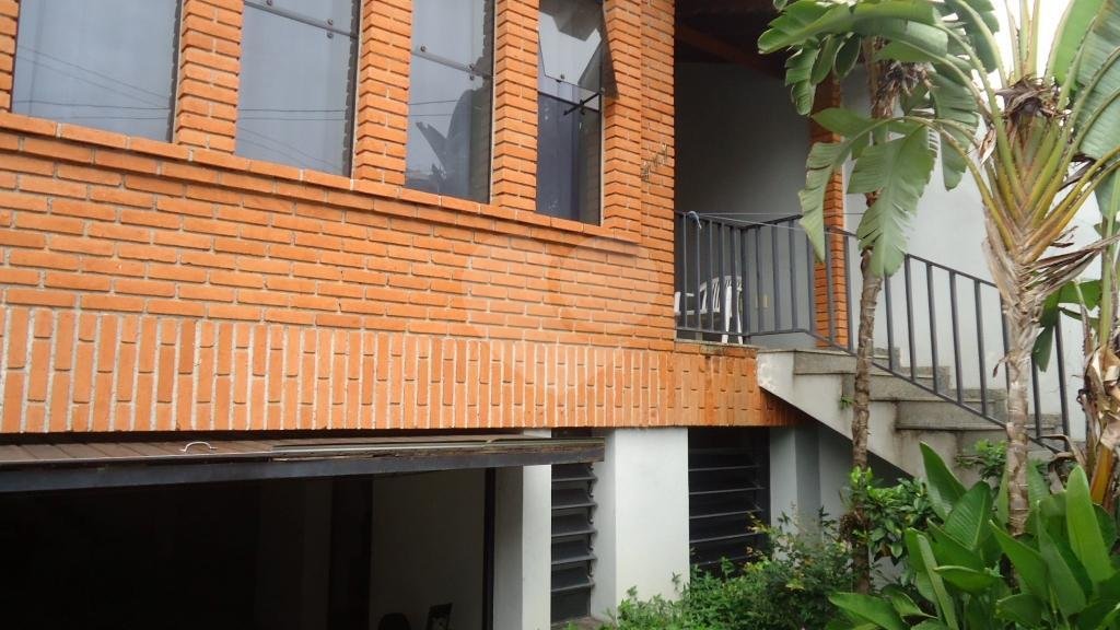 Sobrado à venda com 3 quartos, sendo 1 suíte, em Vila Paulicéia, São Paulo, SP