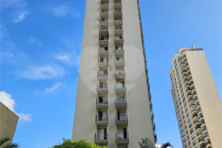 Casa à venda com 3 quartos, sendo 1 suíte, no condomínio Jconde de Irajá, São Paulo - SP