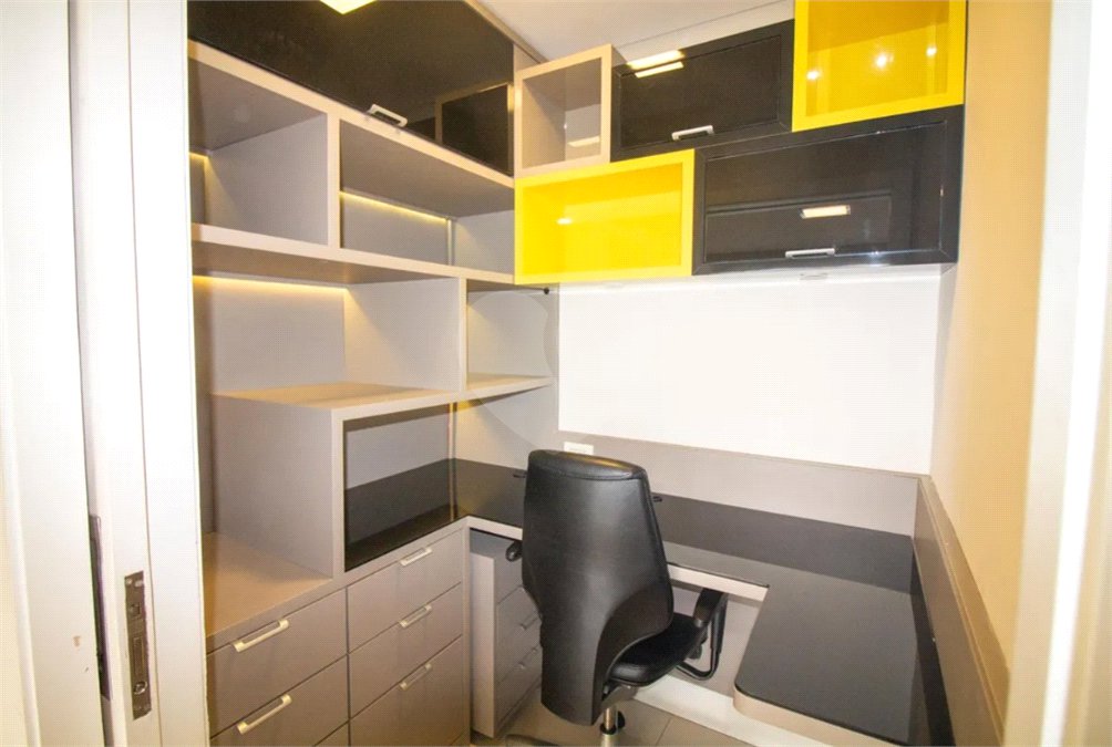 Apartamento à venda com 3 suítes em Jardim Dom Bosco, São Paulo, SP