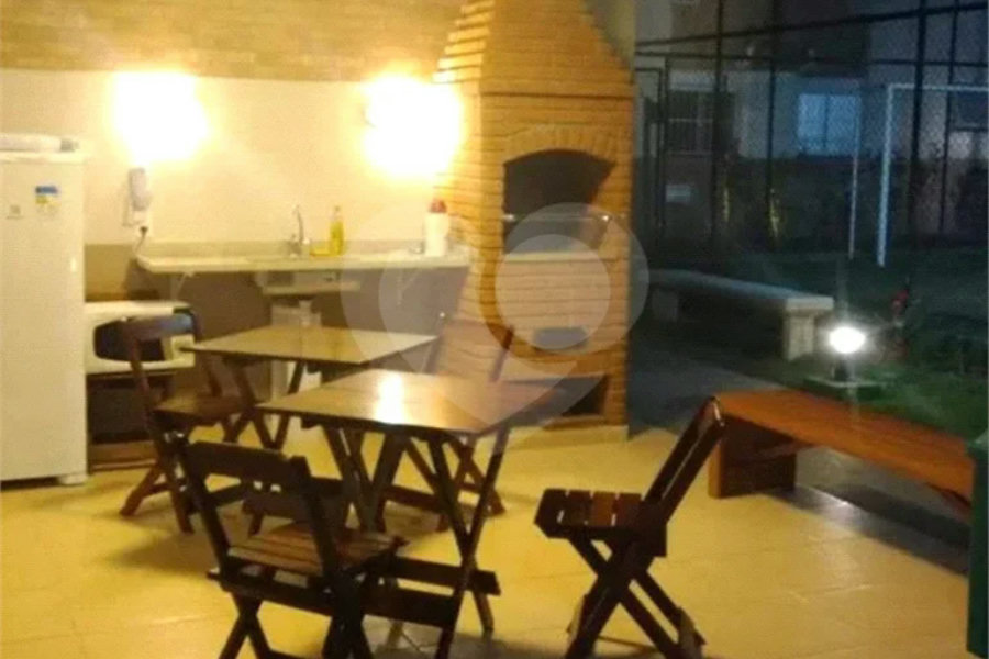 Apartamento à venda com 2 quartos, 46 m² -Avenida Doutor José Maniero, 225 • Jaraguá