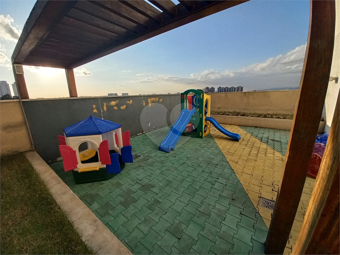 Apartamento à venda ou para alugar com 2 quartos, sendo 1 suíte,  em Fazenda Morumbi, São Paulo, SP