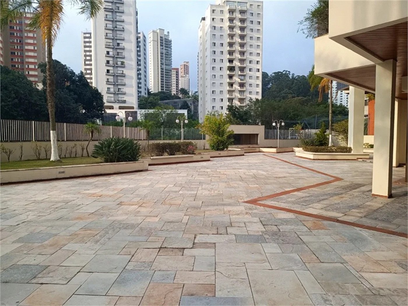 Apartamento à venda com 4 suítes em Jardim Sul, São Paulo, SP