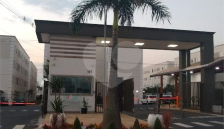 Apartamento à venda com 2 quartos em Parque Fehr, São Carlos, SP