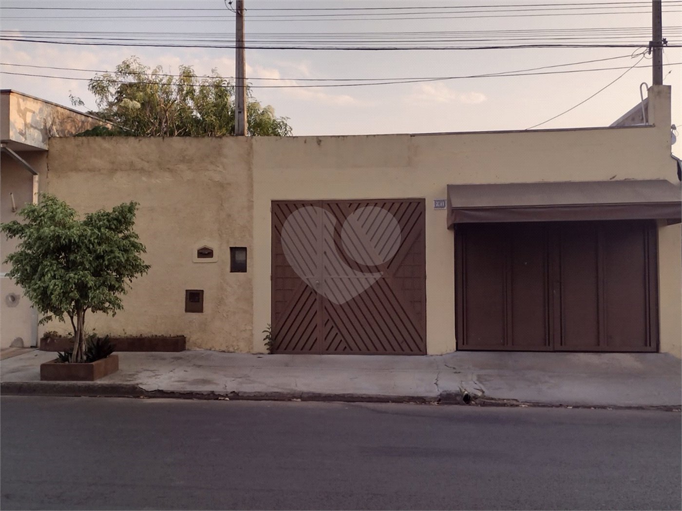 Casa térrea no Jardim Santa Felícia