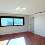 Belíssimo apartamento Ed. Four Seasons - Rua Almansa, 225 - Vila Andrade 2 suites com 3 vagas