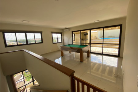 Apartamento Duplex no Condomínio Giardino de Rovello