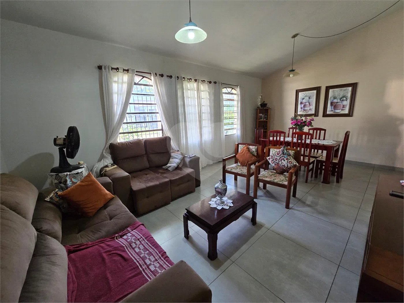 Casa à venda com 3 quartos, sendo 1 suíte, no Cidade Jardim, Pirassununga - SP