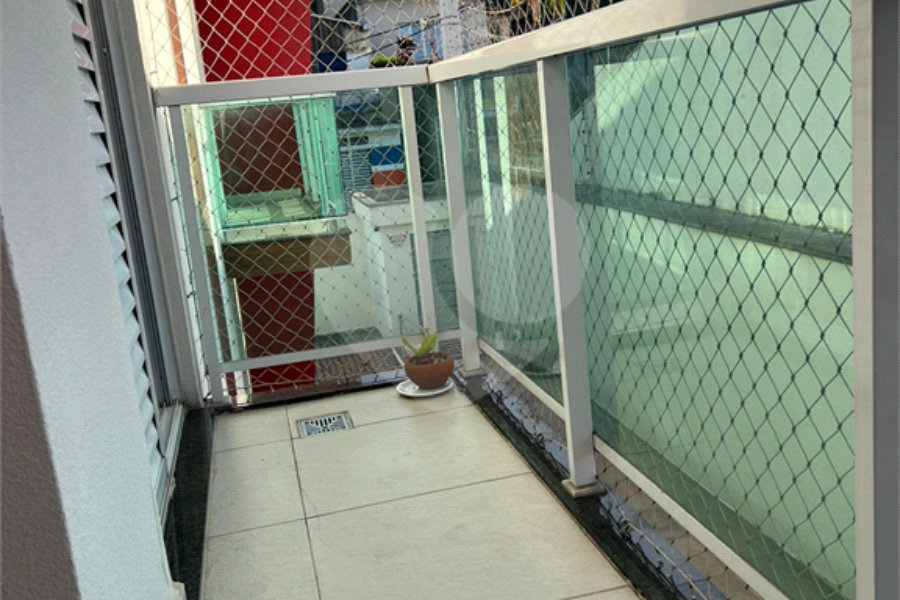 Casa à venda com 2 suítes no condomínio Independence, São Paulo - SP