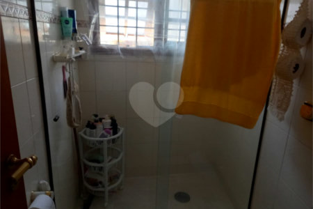 Sobrado à venda com 3 quartos, sendo 1 suíte,  em Santa Teresinha, São Paulo, SP