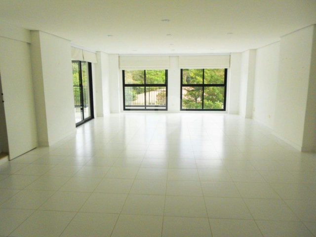 Apartamento para alugar com 4 suítes em Jardim Marajoara, São Paulo, SP