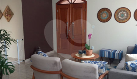 Casa à venda com 3 quartos, sendo 1 suíte,  em Bosque, Vinhedo, SP