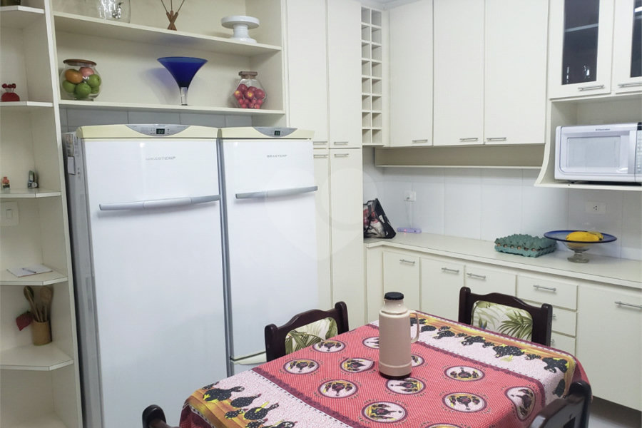 Casa à venda com 3 suítes no condomínio Alpes da Cantareira, Mairiporã - SP