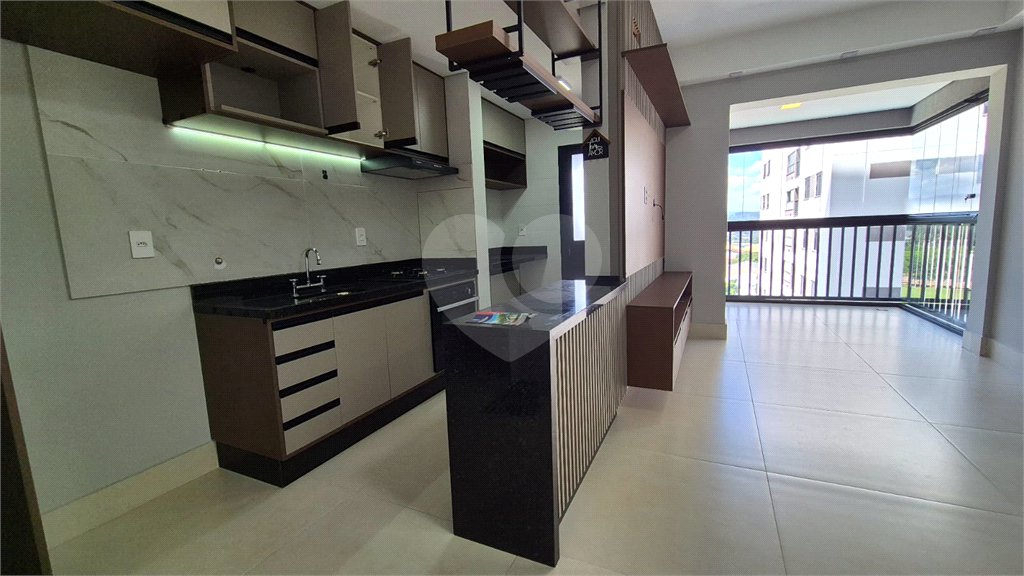 Apartamento à venda com 3 quartos, sendo 1 suíte,  em Além Ponte, Sorocaba, SP