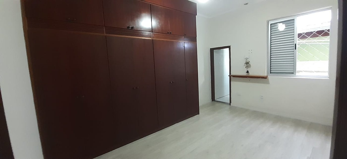 Casa à venda com 3 quartos em Taquaral, Campinas, SP