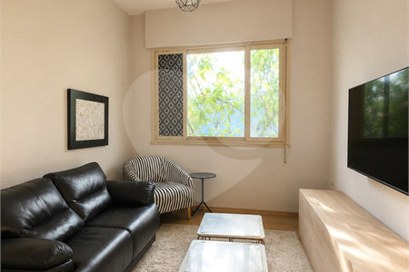 Apartamento à venda com 2 quartos, sendo 1 suíte, em Pinheiros, São Paulo, SP