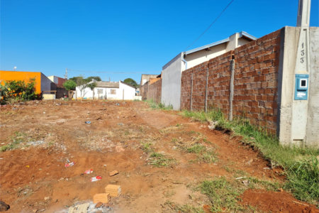 Terreno à venda em Parque das Hortências, Araraquara, SP