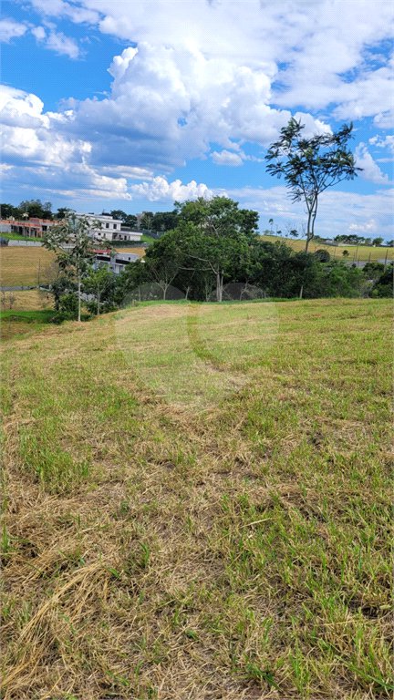 Casa à venda no condomínio Parque Residencial Jequitibá, Jacareí - SP