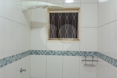 Sobrado à venda com 3 quartos, sendo 2 suítes,  em Jardim Wanel Ville V, Sorocaba, SP