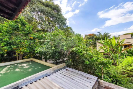Sobrado à venda com 4 quartos, sendo 2 suítes,  em Jardim Morumbi, São Paulo, SP