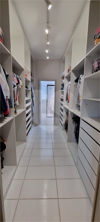 Casa à venda com 4 suítes no condomínio Aldeia da Mata, Votorantim - SP
