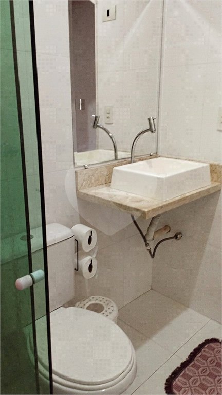 Sobrado à venda com 3 quartos, sendo 1 suíte,  em Vila Nova Cintra, Mogi das Cruzes, SP