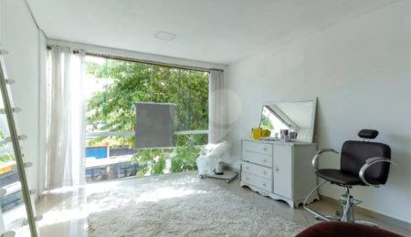Casa à venda ou para alugar com 4 quartos, sendo 3 suítes,  em Vila Maria, São Paulo, SP