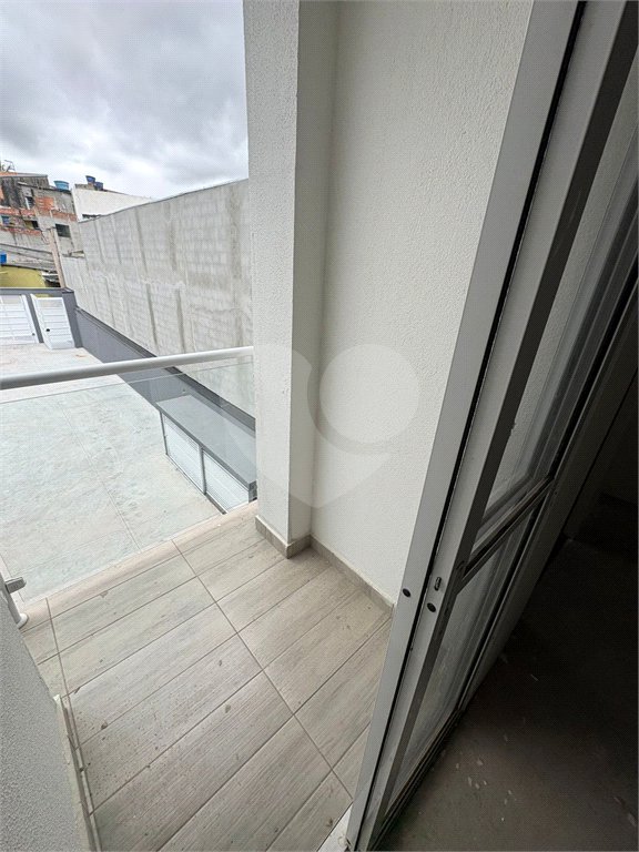 Casa à venda com 3 quartos, sendo 1 suíte, no condomínio Felipe Camarao, Poá - SP