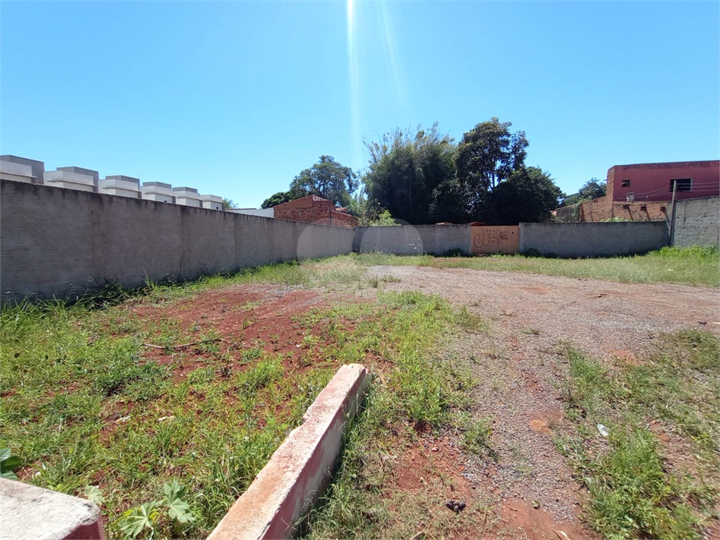 Terreno à venda em Vila Mazzei, Itapetininga, SP