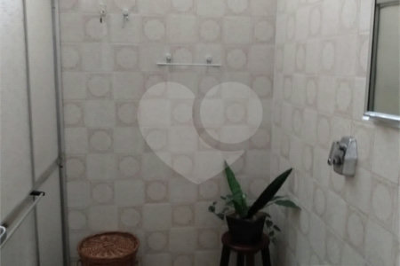 Sobrado à venda com 3 quartos em Vila Cordeiro, São Paulo, SP