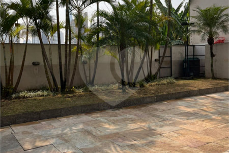 Apartamento à venda com 3 quartos, sendo 1 suíte, em Vila Regente Feijó, São Paulo, SP